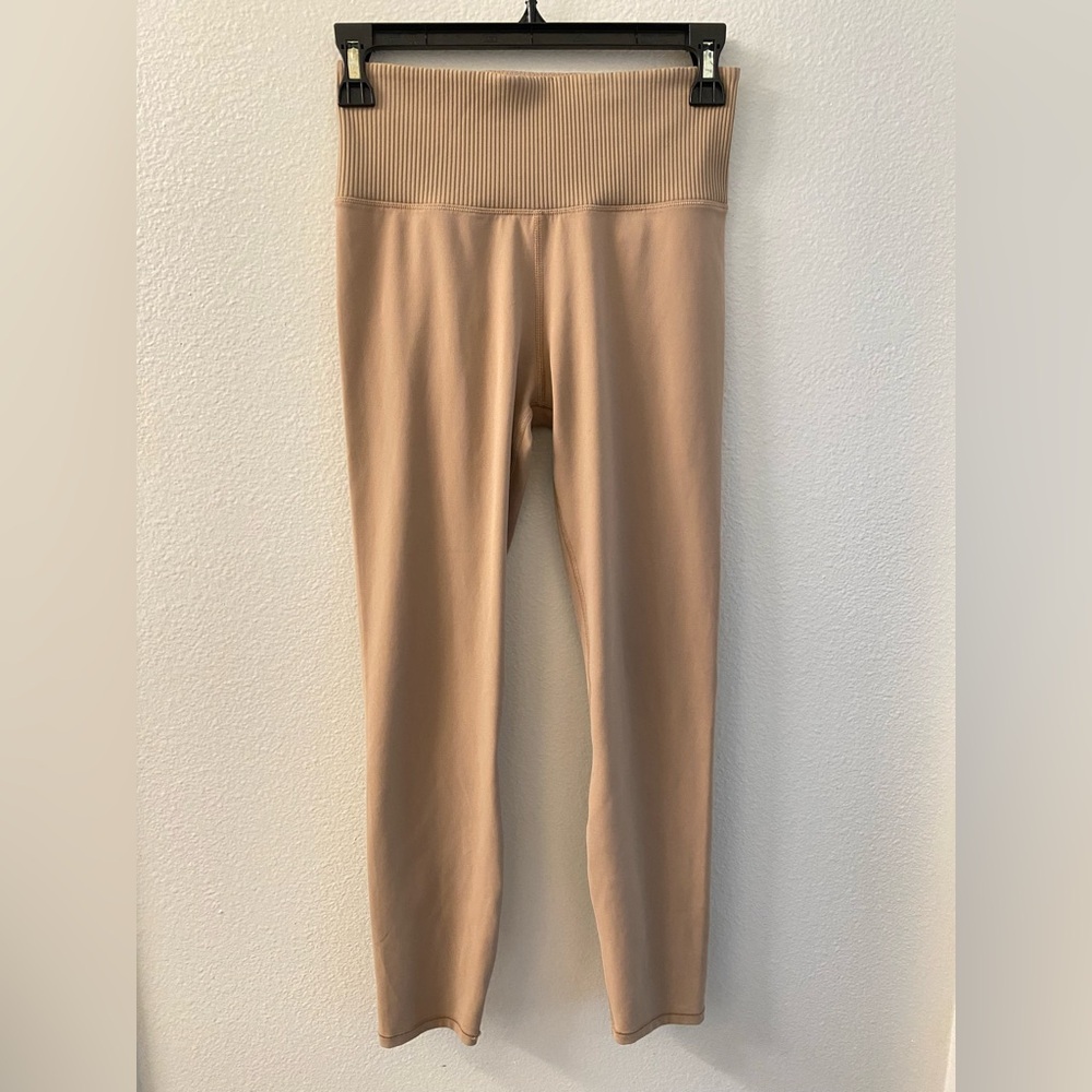 Vuori Studio Rib Beige Leggings Size Small